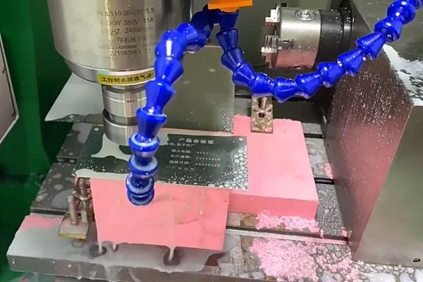 四軸雕銑機實拍圖片