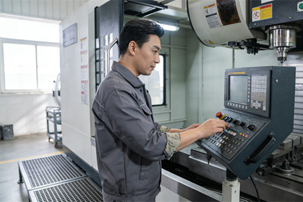 高精密雕銑機操作員必備的技能清單一覽 圖1