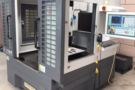 高精密雕銑機更換配件時應(yīng)注意哪些？